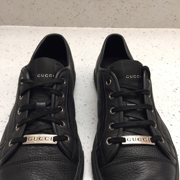 Gucci Low Top Leather Sneaker in Black Size 8.5 G - Picture 2 of 8